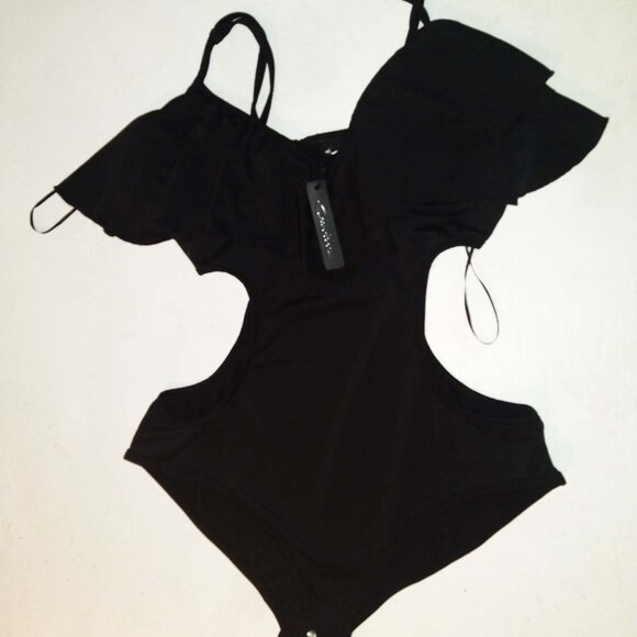 Bodysuit with Cutout on the sides by Seductions - Picture 2 of 6